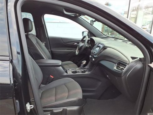 Used 2023 Chevrolet Equinox RS image 19