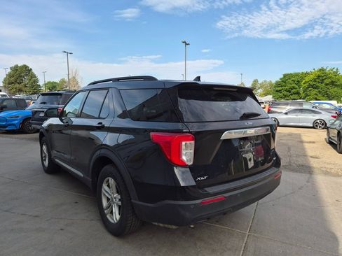 Used 2020 Ford Explorer XLT w/ Comfort Package AWD/4WD image 7