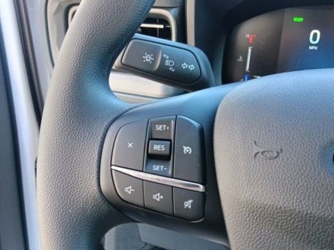 New 2025 Ford Maverick XL image 18