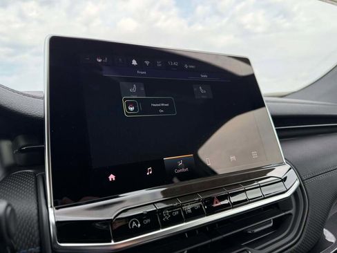 New 2026 Jeep Compass Latitude image 33