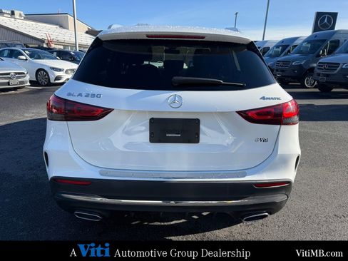 Certified 2022 Mercedes-Benz GLA 250 4MATIC image 7