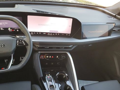 New 2026 Audi SQ5 Premium Plus AWD/4WD image 21