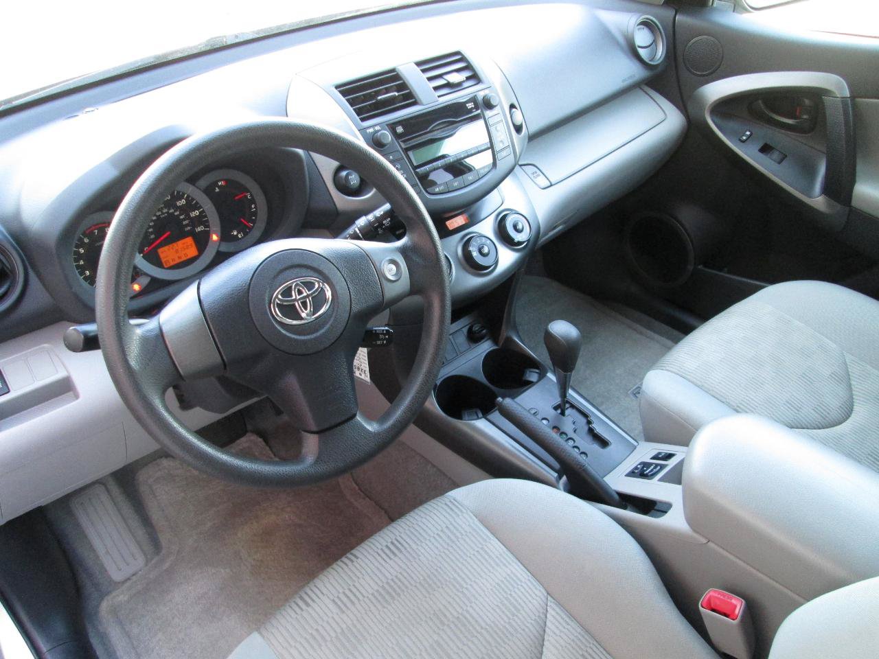 Used 2011 Toyota RAV4 4WD w/ Base L4 Extra Value Pkg image 21