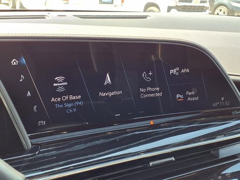 Used 2021 Cadillac Escalade ESV Sport w/ Driver Assist Tech Package AWD/4WD image 22