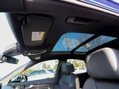 Used 2022 Audi SQ5 Premium Plus w/ Premium Plus Package image 36