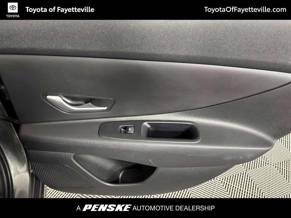 Used 2024 Hyundai Elantra SEL FWD image 15