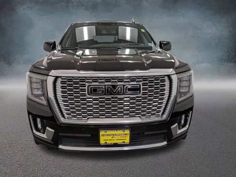 Used 2022 GMC Yukon Denali AWD/4WD image 2