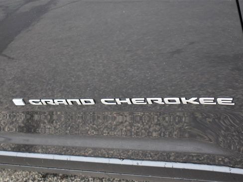 Used 2025 Jeep Grand Cherokee L Laredo w/ Trailer Tow Package image 14