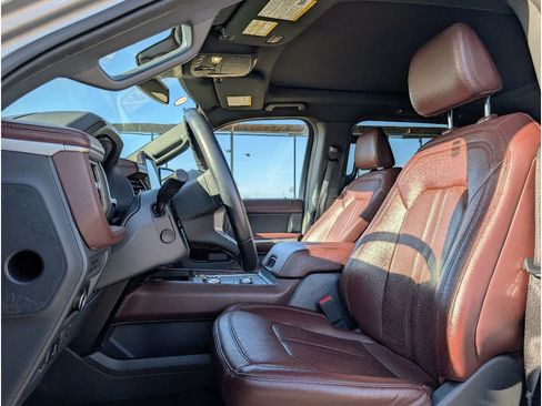 Used 2023 Ford Expedition Max Limited image 14