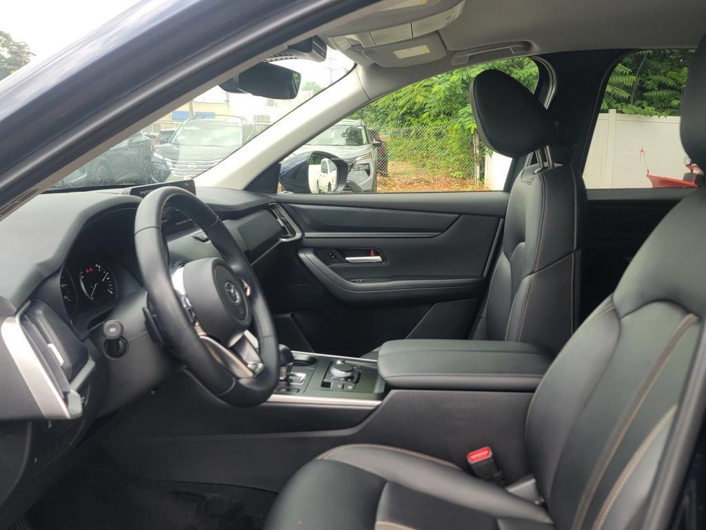 Used 2025 MAZDA CX-90 3.3 Turbo w/ Select Package AWD/4WD image 13