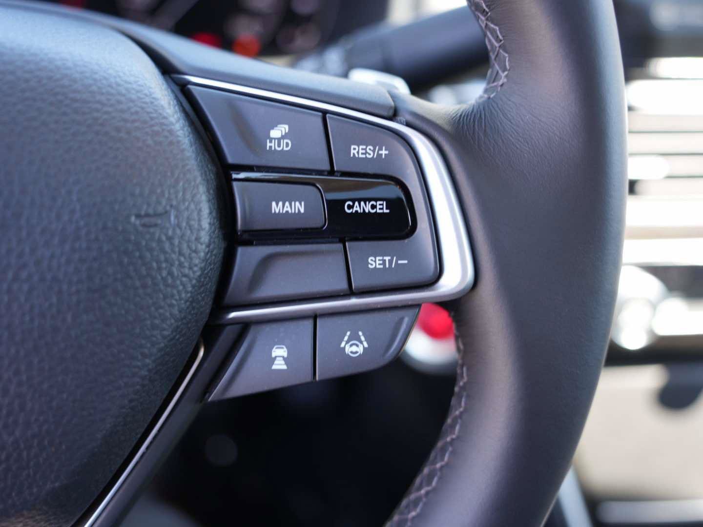 Used 2019 Honda Accord Touring image 18