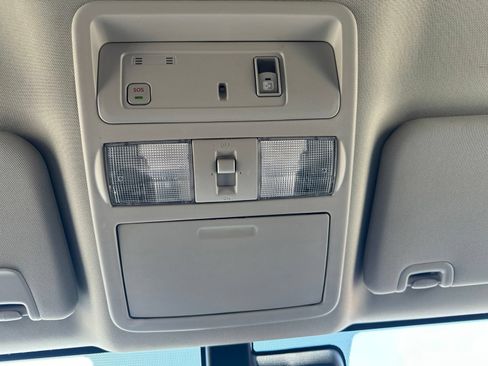 Used 2021 Nissan Titan SV w/ SV Convenience Package AWD/4WD image 75