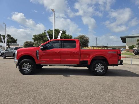 Used 2023 Ford F250 Lariat w/ Lariat Ultimate Package AWD/4WD image 2