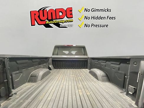 Used 2024 GMC Sierra 2500 AT4 AWD/4WD image 15