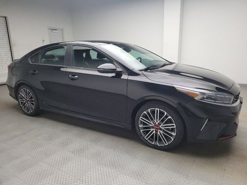 Used 2022 Kia Forte GT image 11