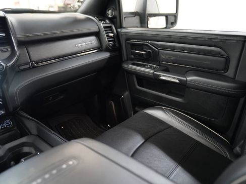 Certified 2024 RAM 2500 Limited image 15
