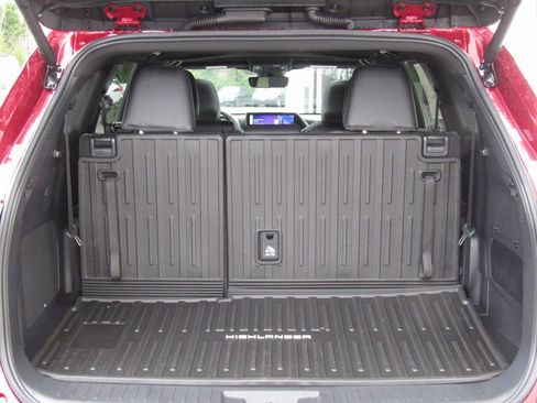 New 2026 Toyota Highlander XSE AWD/4WD image 22