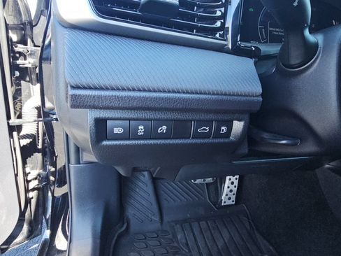 Certified 2026 Toyota Camry SE FWD image 22