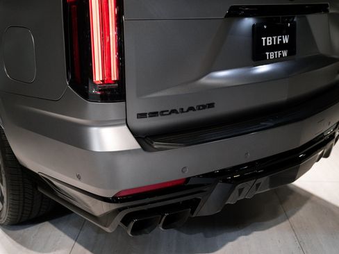 Used 2026 Cadillac Escalade V image 8