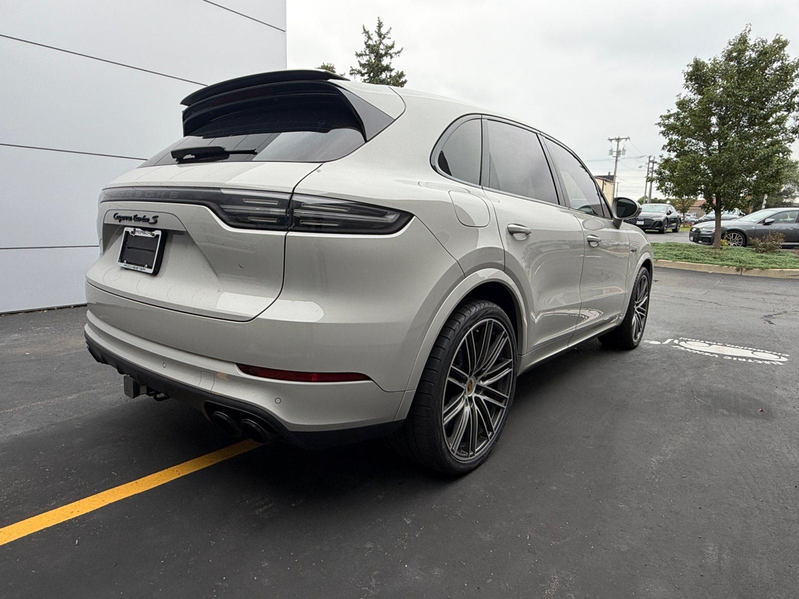 Certified 2020 Porsche Cayenne Turbo S AWD/4WD image 13