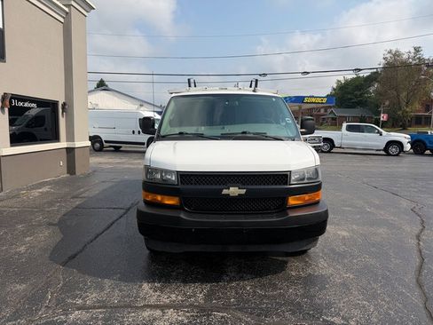 Used 2020 Chevrolet Express 2500 w/ Communications Package RWD image 7