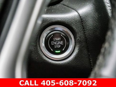 Used 2023 Chevrolet Tahoe LT AWD/4WD image 32