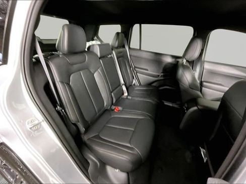 New 2026 Jeep Cherokee Limited image 11