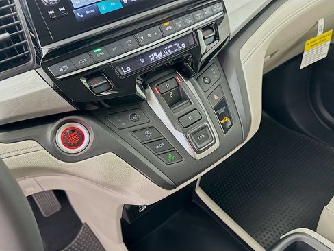 New 2026 Honda Odyssey EX-L image 14