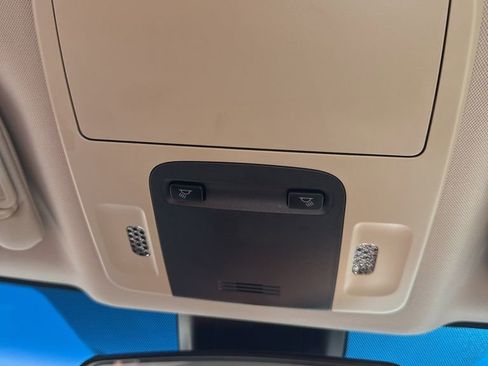 Used 2018 Toyota Camry L image 26