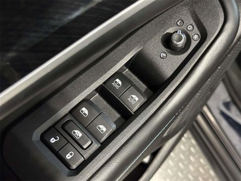 Used 2024 Jeep Grand Cherokee Trailhawk w/ Advanced Protech Group II image 27