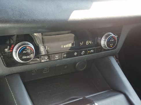 Used 2022 Mitsubishi Outlander SE FWD image 15