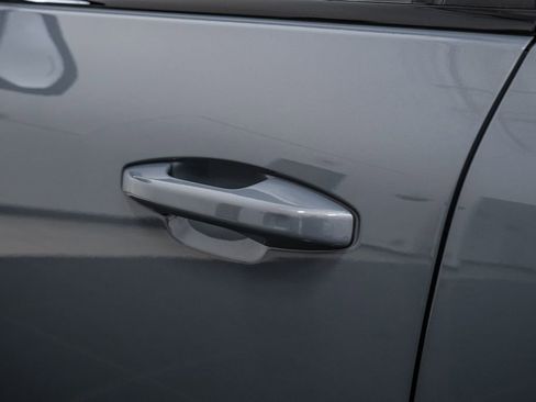 Used 2023 Volvo C40 P8 Recharge Ultimate image 42