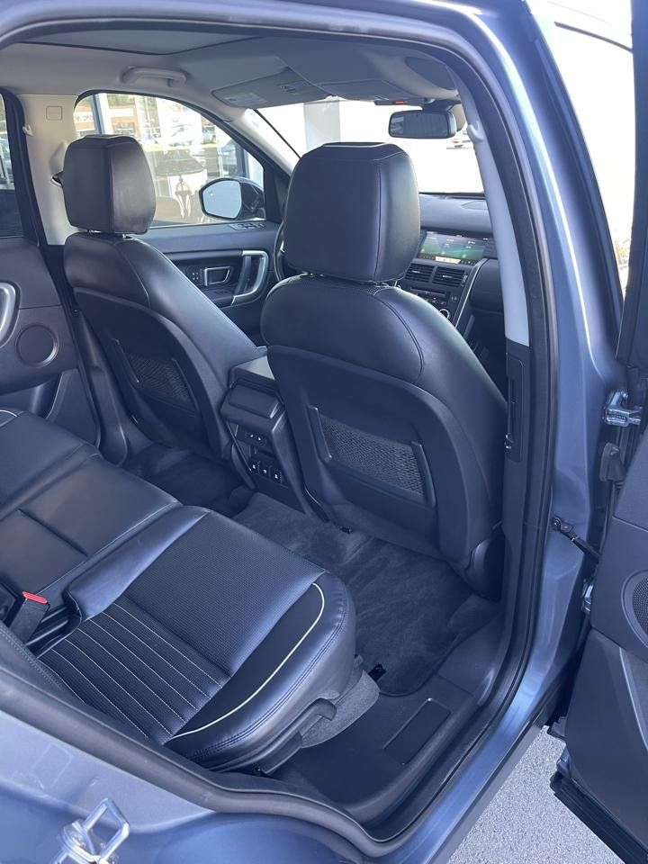 Used 2019 Land Rover Discovery Sport HSE Dynamic AWD/4WD image 17
