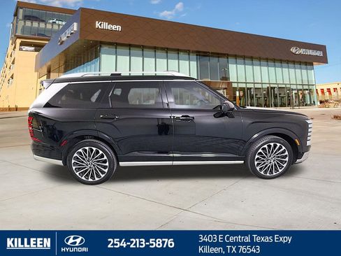 Used 2026 Hyundai Palisade Calligraphy image 9