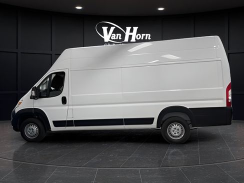 New 2025 RAM ProMaster 3500 w/ Convenience Group FWD image 12