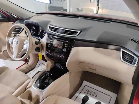 Used 2015 Nissan Rogue S FWD image 96