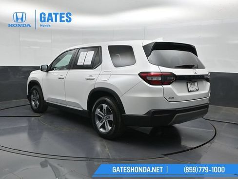 Certified 2023 Honda Pilot EX-L image 8