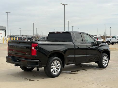 Used 2020 Chevrolet Silverado 1500 Custom w/ Custom Value Package image 7