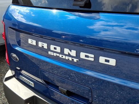 Used 2023 Ford Bronco Sport Outer Banks w/ Tech Package AWD/4WD image 10
