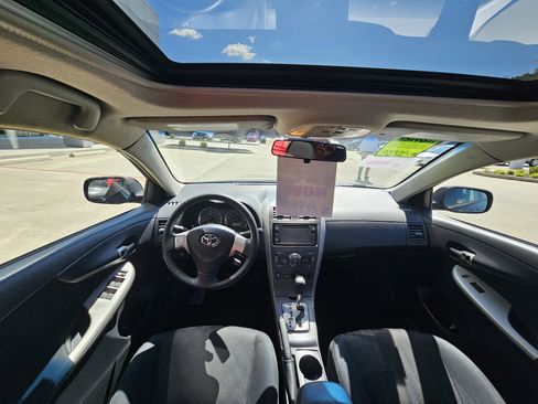 Used 2013 Toyota Corolla S image 15