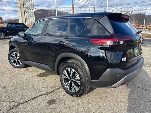 Used 2023 Nissan Rogue SV image 37