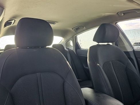 Used 2019 Kia Optima LX FWD image 19
