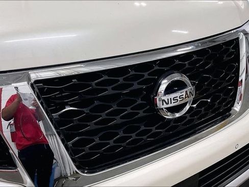 Used 2018 Nissan Armada Platinum w/ Captain Seat Package AWD/4WD image 29