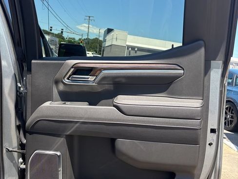 Used 2025 Chevrolet Silverado 1500 RST AWD/4WD image 20