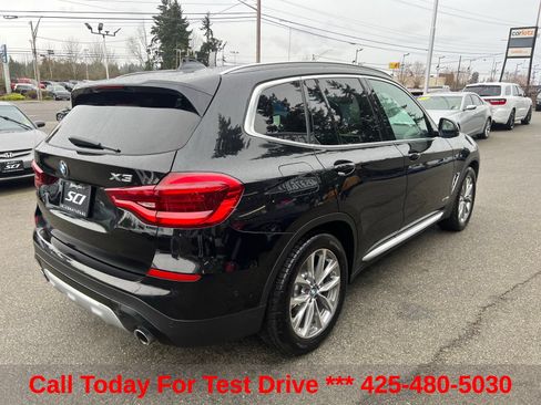 Used 2018 BMW X3 xDrive30i w/ Executive Package AWD/4WD image 8