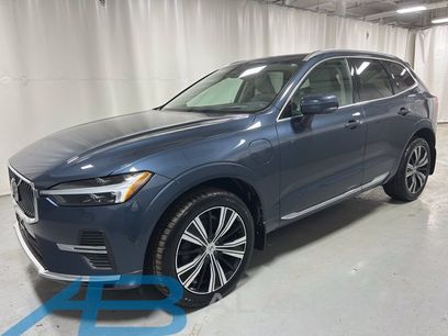 Used 2022 Volvo XC60 T8 Inscription w/ Advanced Package