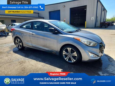 Used 2013 Hyundai Elantra SE w/ Technology Pkg FWD image 5