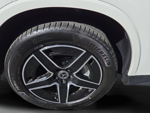 Certified 2024 Mercedes-Benz GLC 300 image 39