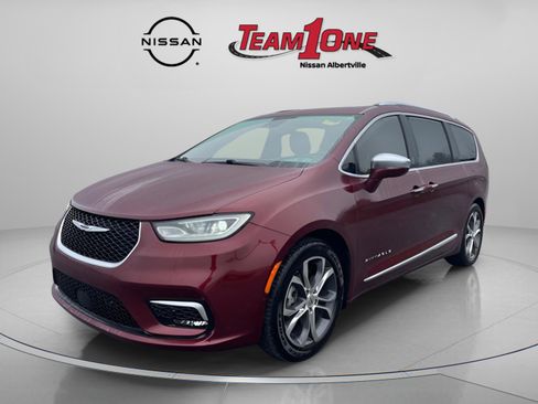 Used 2022 Chrysler Pacifica Pinnacle image 5