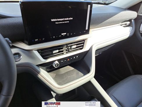 New 2026 Ford Explorer Active w/ Active Comfort Package RWD image 18